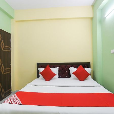 Hotel O Gdd Kuteer Noida Buitenkant foto