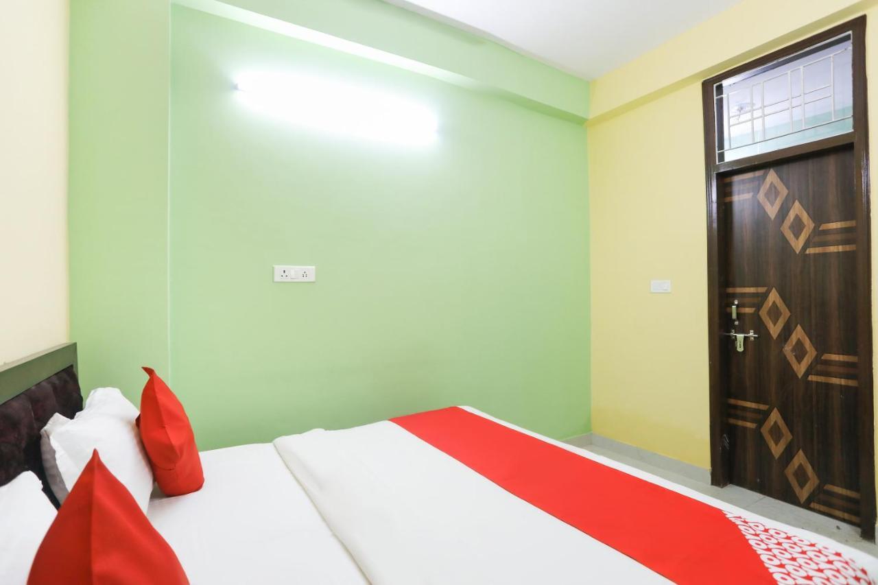 Hotel O Gdd Kuteer Noida Buitenkant foto