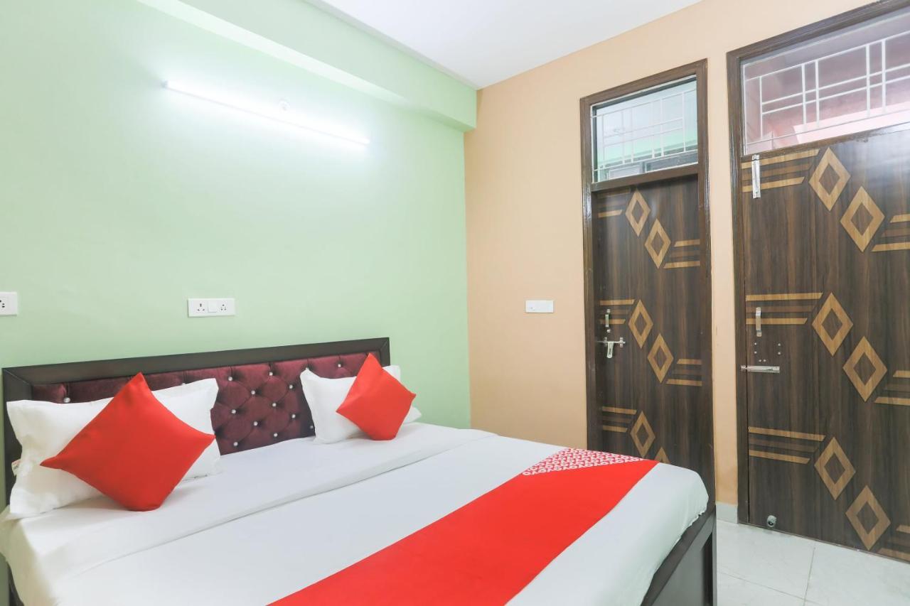 Hotel O Gdd Kuteer Noida Buitenkant foto