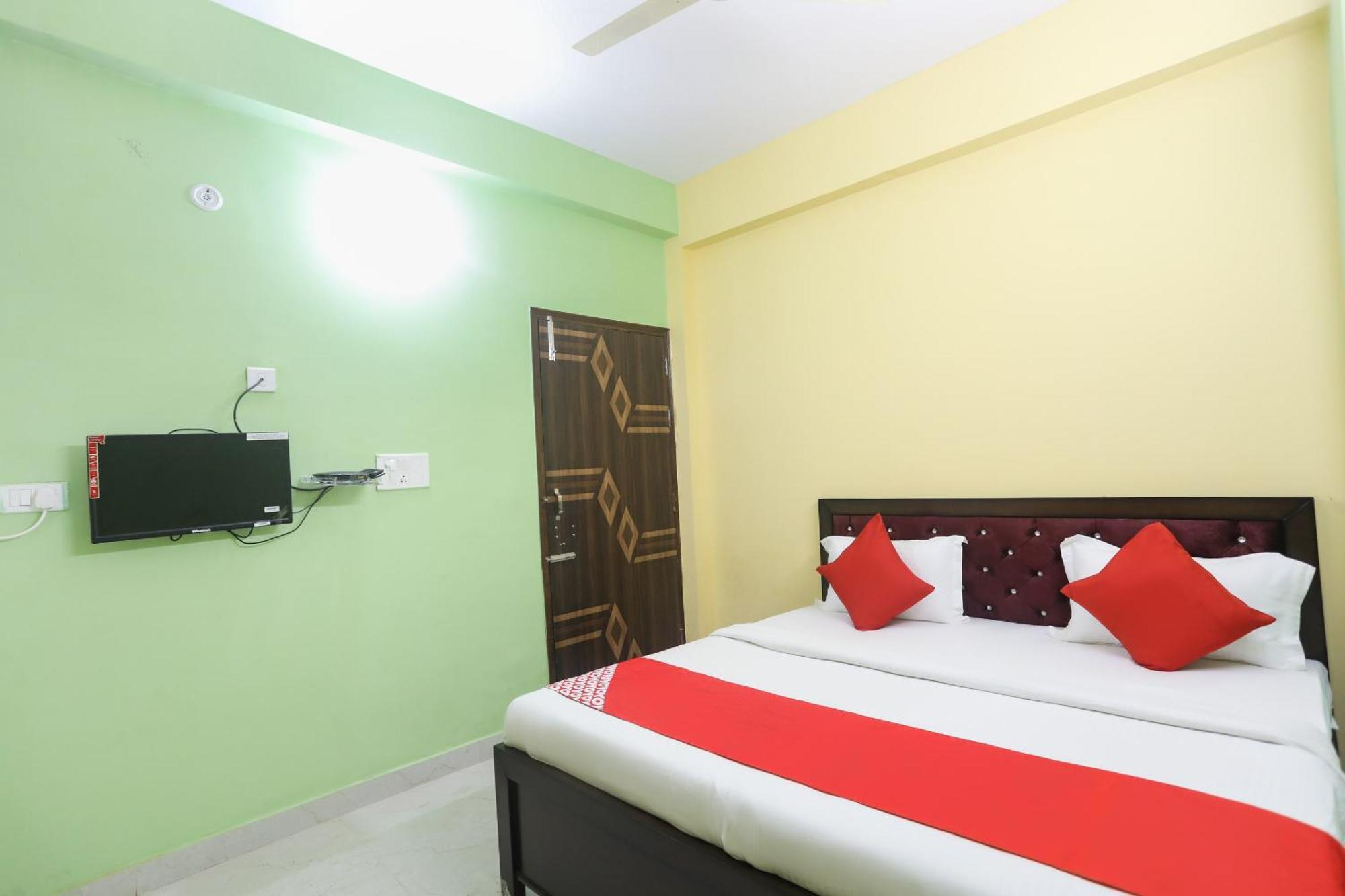 Hotel O Gdd Kuteer Noida Buitenkant foto