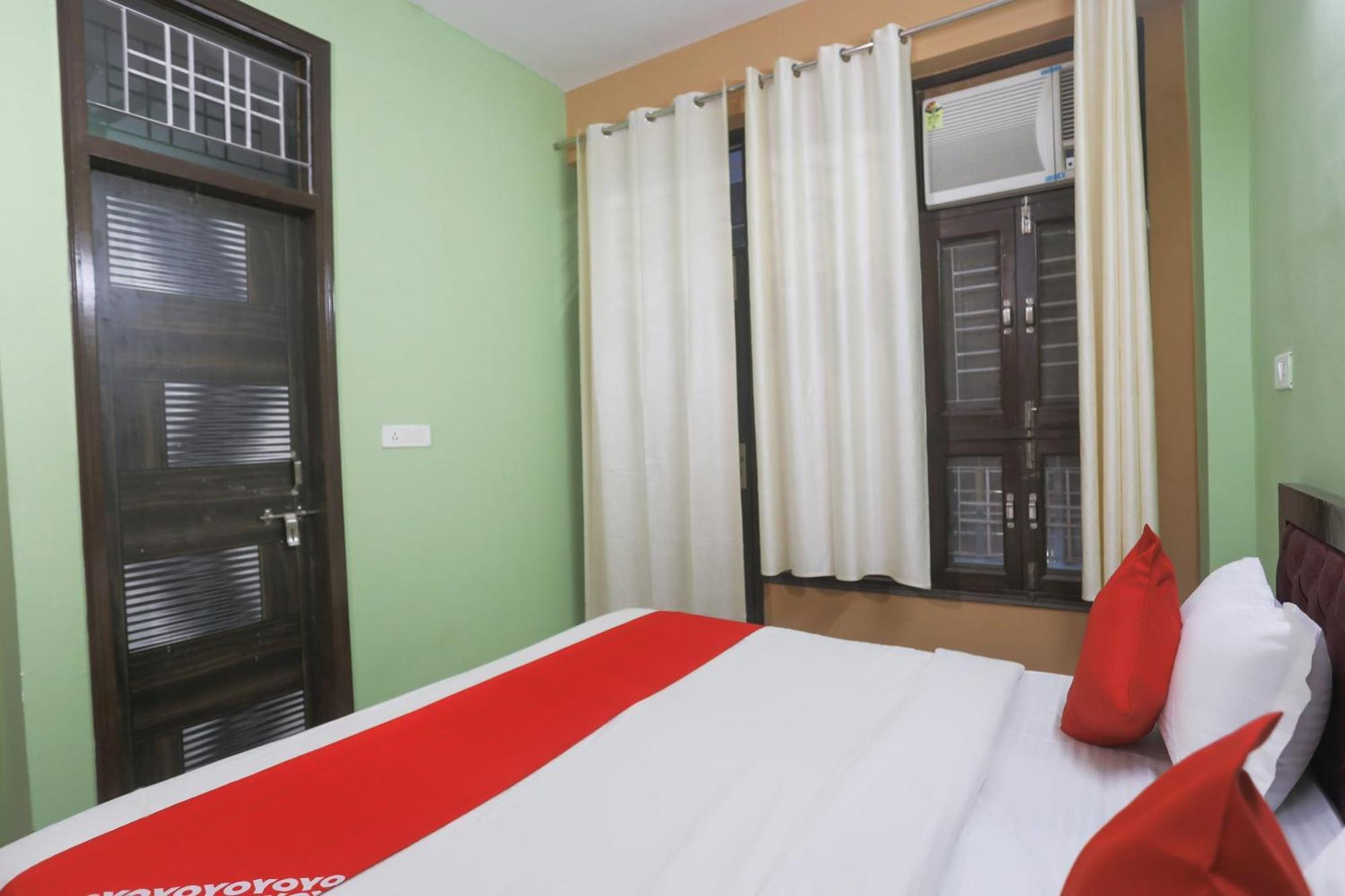 Hotel O Gdd Kuteer Noida Buitenkant foto
