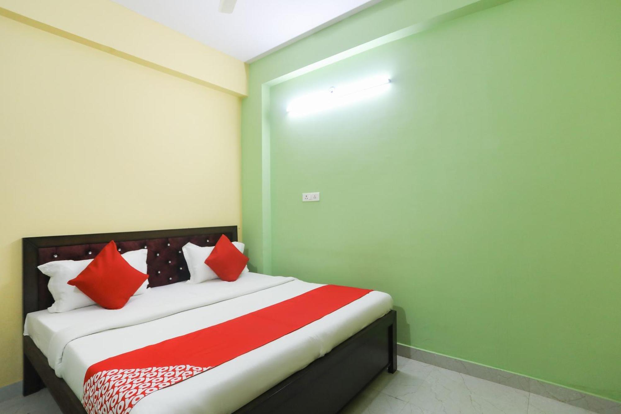Hotel O Gdd Kuteer Noida Buitenkant foto